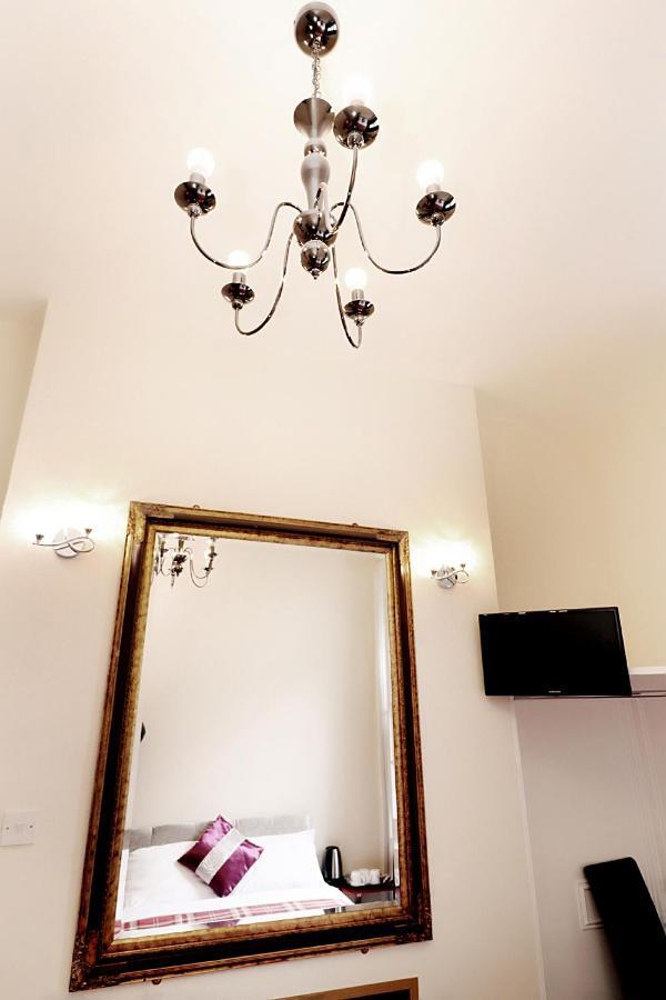Chambre Triple Basique avec Salle de Bains Commune